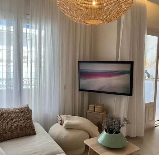 Stunning With Sea Views At Calle Carabeo, Apartamento Nerja